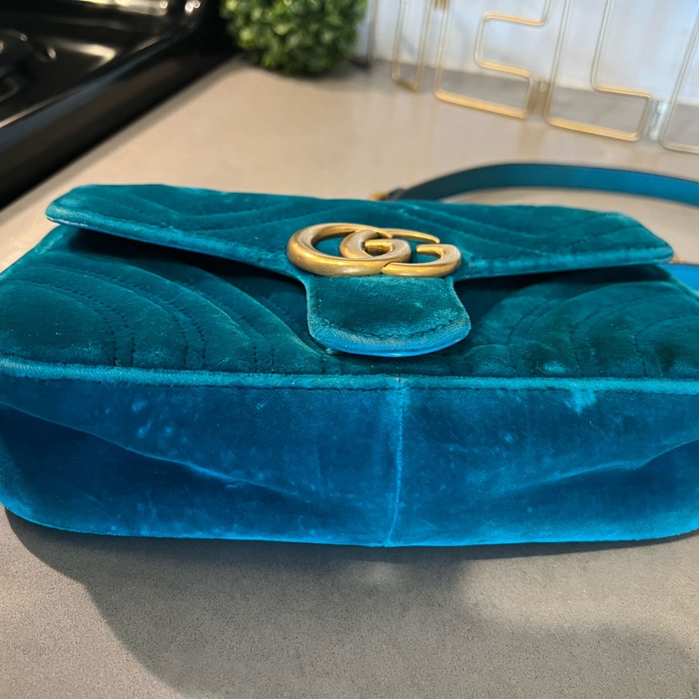Gucci Teal Velvet Marmont Small Shoulder Bag with Gold Hardware - Picture 10 of 13